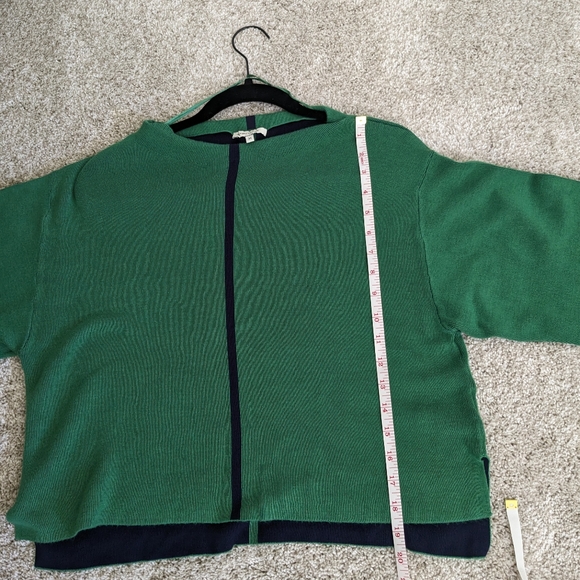 Cropped Color Block Viscose Sweater - Picture 9 of 11